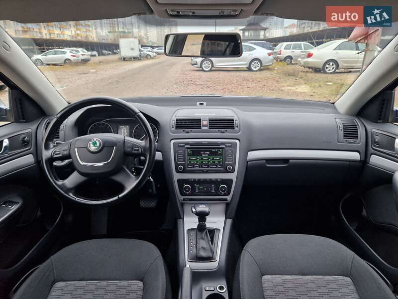 Універсал Skoda Octavia 2012 в Києві фото 38 Універсал Skoda Octavia 2012 в Києві