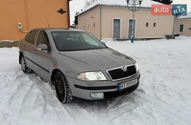 Лифтбек Skoda Octavia 2006 в Изяславе