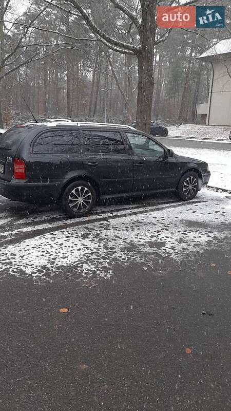 Универсал Skoda Octavia 2009 в Киеве