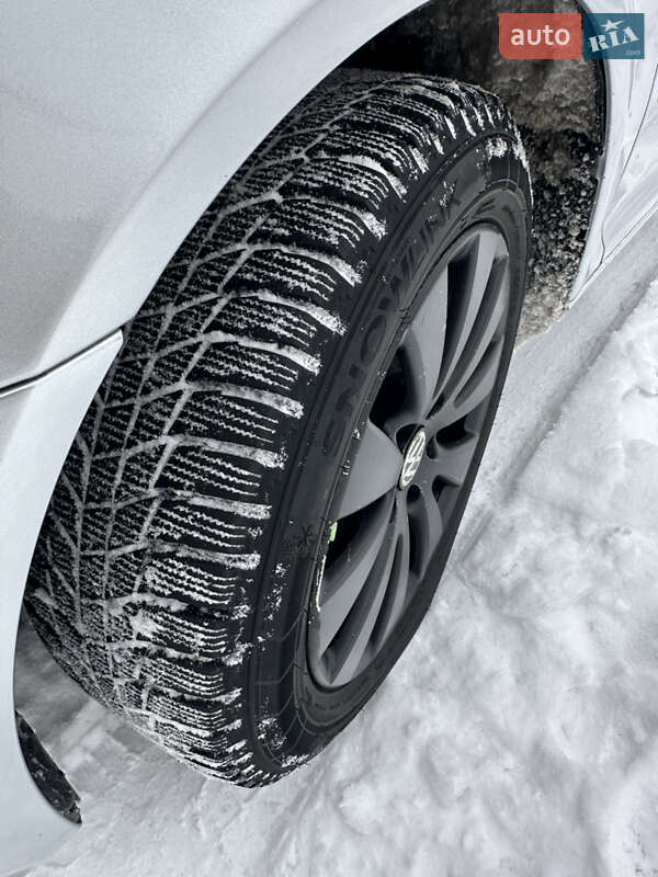 Универсал Skoda Octavia 2009 в Киеве фото 7 Универсал Skoda Octavia 2009 в Киеве