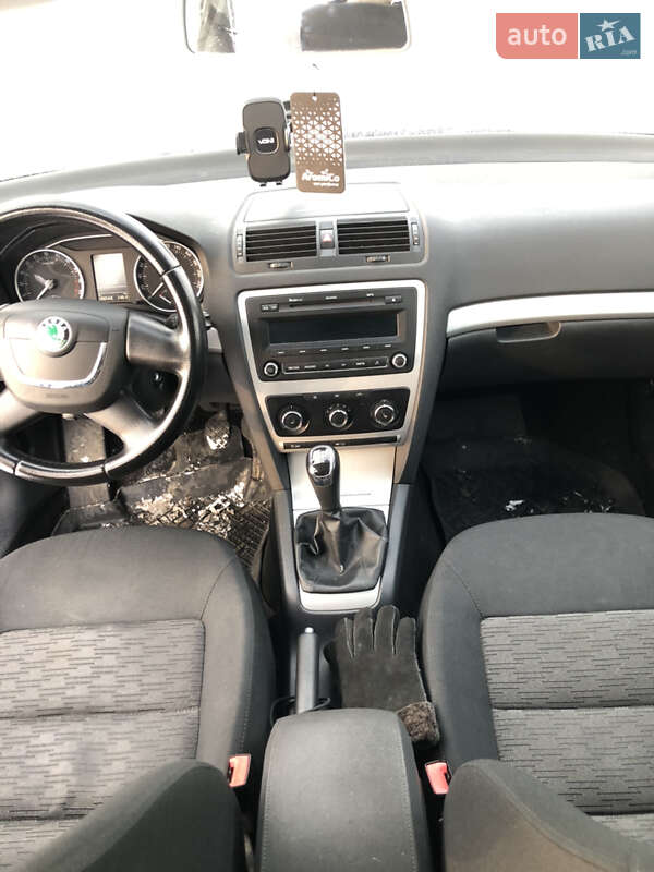 Универсал Skoda Octavia 2012 в Бродах