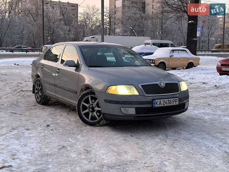 Лифтбек Skoda Octavia 2006 в Киеве