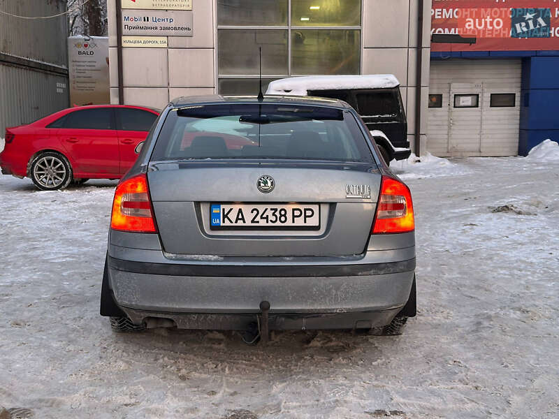 Лифтбек Skoda Octavia 2006 в Киеве