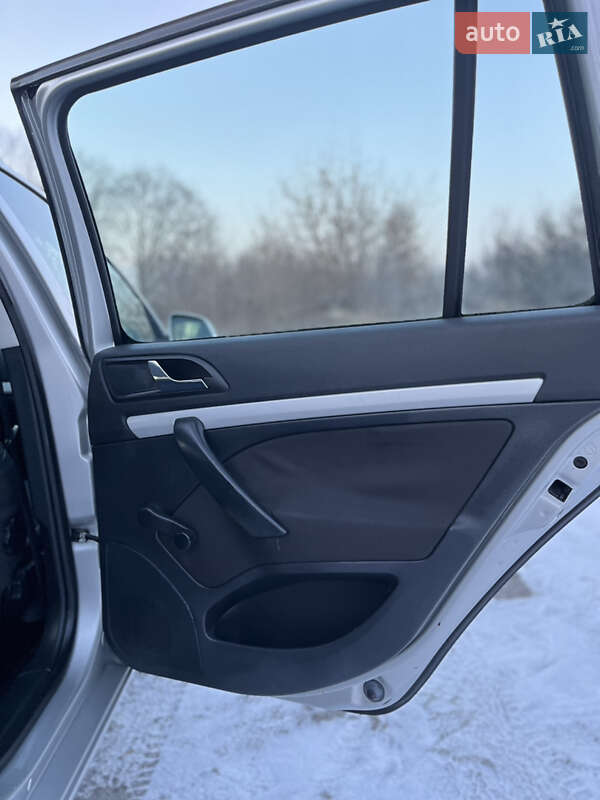 Универсал Skoda Octavia 2005 в Хороле фото 23 Универсал Skoda Octavia 2005 в Хороле