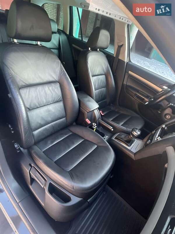 Универсал Skoda Octavia 2010 в Запорожье