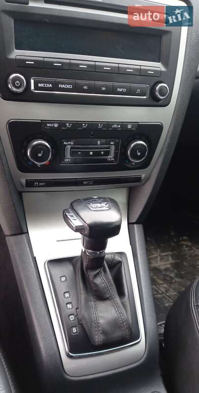 Универсал Skoda Octavia 2013 в Ровно