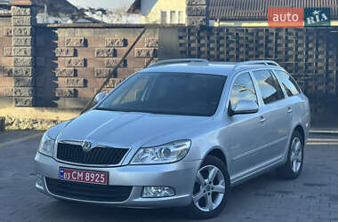Универсал Skoda Octavia 2012 в Дубно