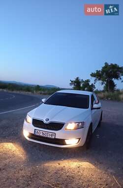 Лифтбек Skoda Octavia 2016 в Ужгороде