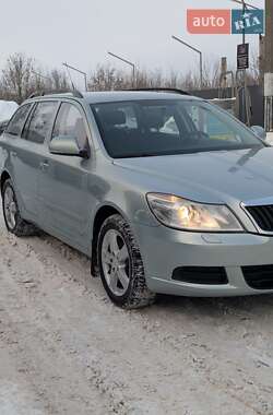 Универсал Skoda Octavia 2009 в Ровно