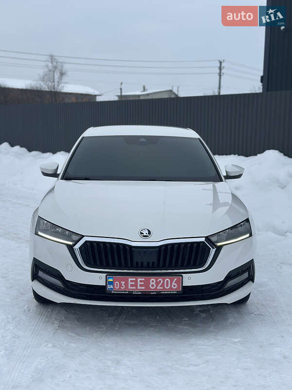 Лифтбек Skoda Octavia 2021 в Ужгороде