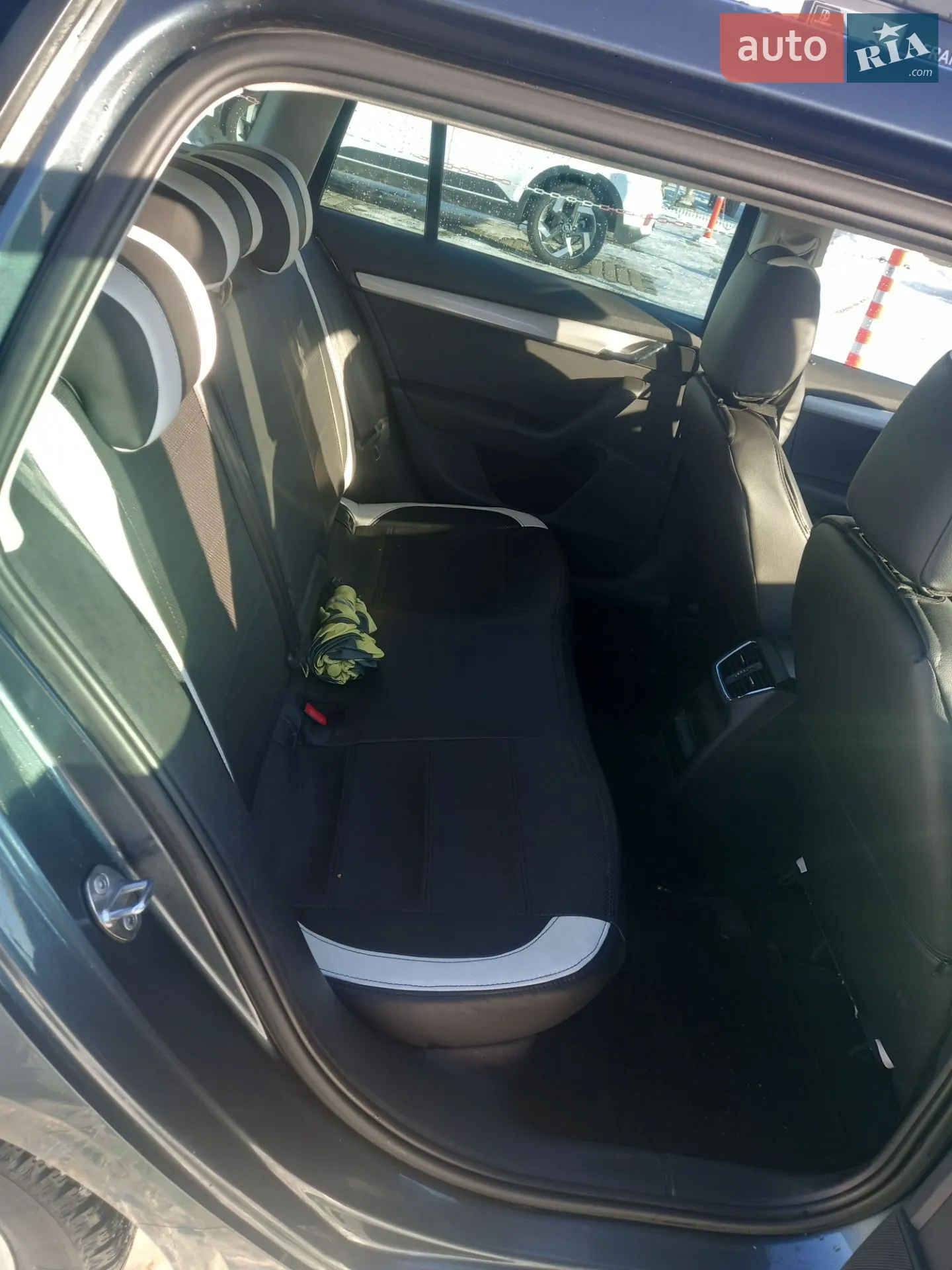 2015 Skoda Octavia - мініатюра 8