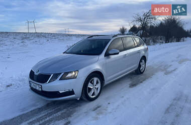 Универсал Skoda Octavia 2020 в Золочеве