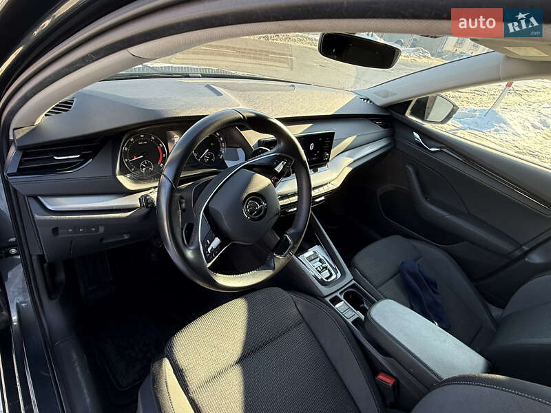 Лифтбек Skoda Octavia 2020 в Ужгороде