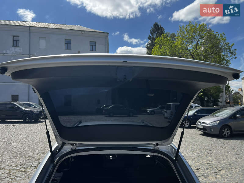 Универсал Skoda Octavia 2009 в Луцке фото 24 Универсал Skoda Octavia 2009 в Луцке