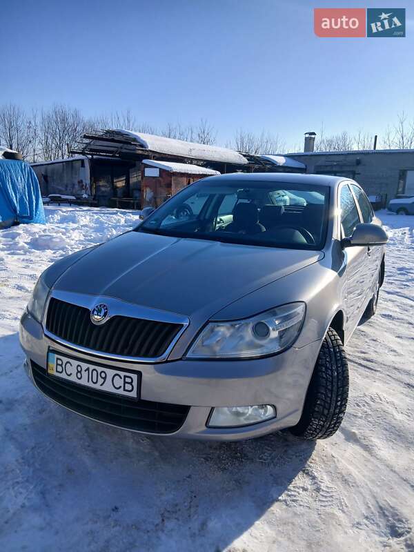 Лифтбек Skoda Octavia 2009 в Калуше