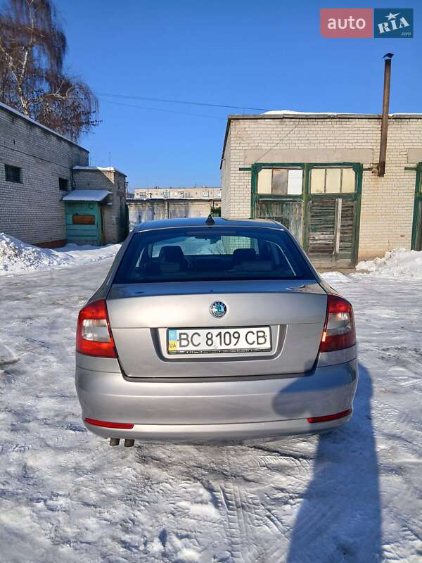 Лифтбек Skoda Octavia 2009 в Калуше