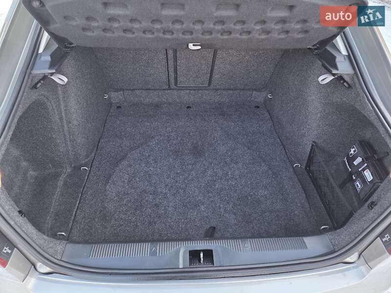 Лифтбек Skoda Octavia 2009 в Полтаве