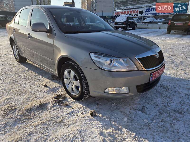 Лифтбек Skoda Octavia 2009 в Полтаве