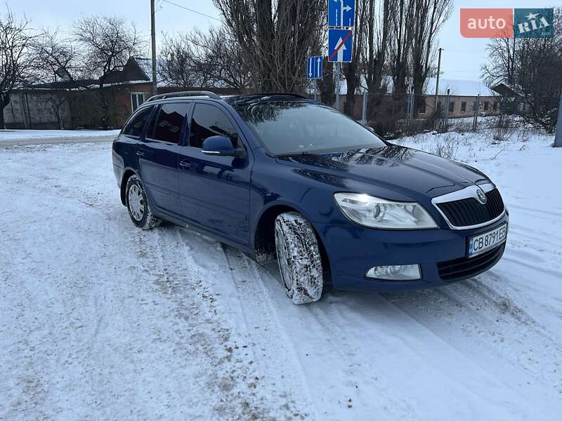 Универсал Skoda Octavia 2011 в Чернигове