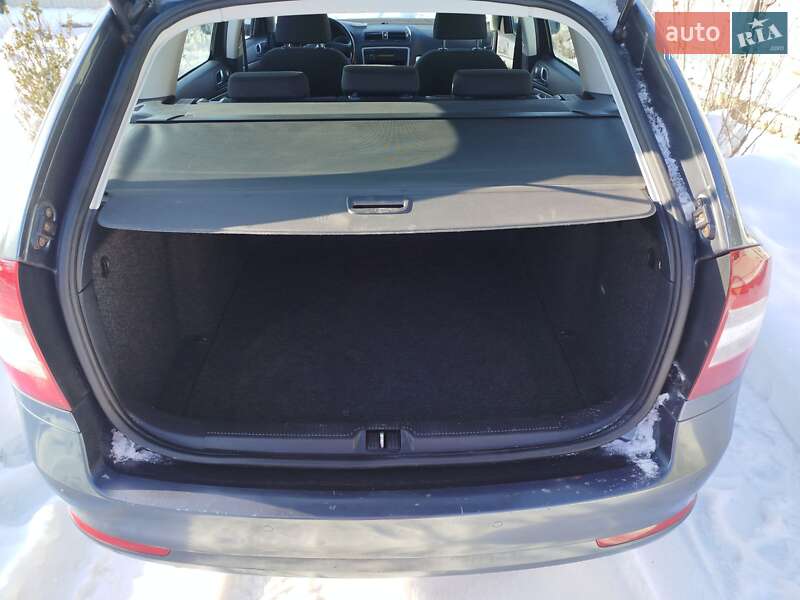 Универсал Skoda Octavia 2009 в Дунаевцах