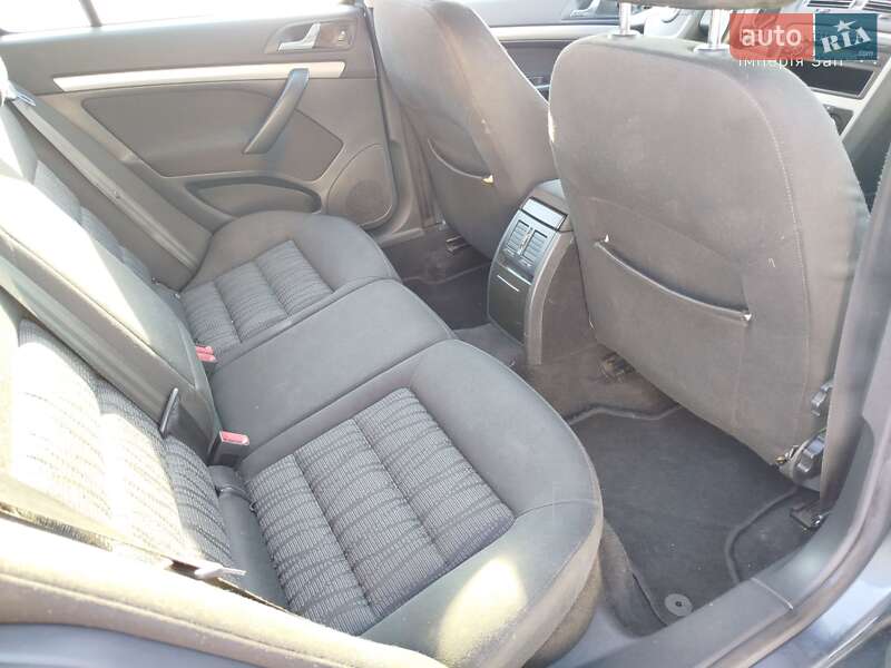 Универсал Skoda Octavia 2009 в Дунаевцах