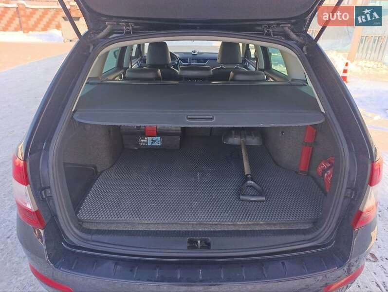 Универсал Skoda Octavia 2015 в Ровно