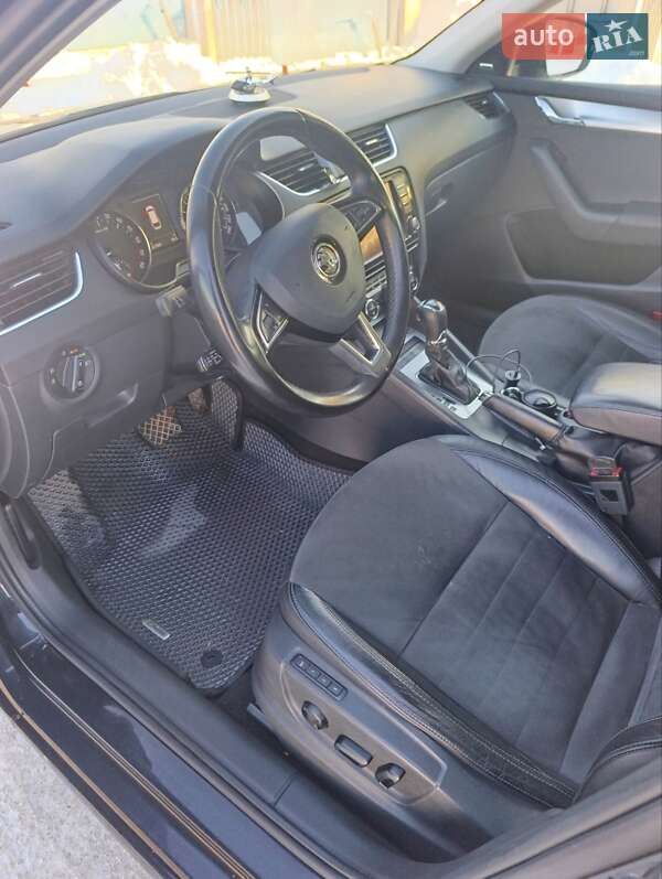 Универсал Skoda Octavia 2015 в Ровно