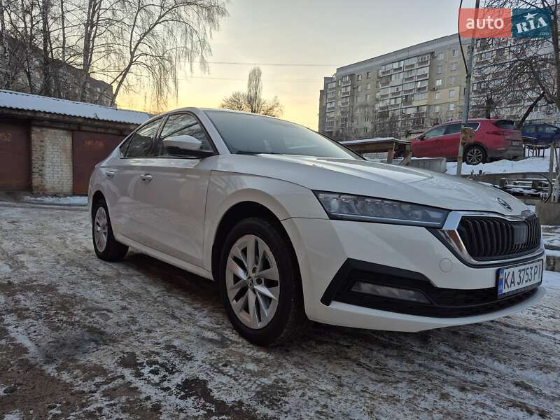 Ліфтбек Skoda Octavia 2021 в Черкасах