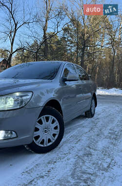 Ліфтбек Skoda Octavia 2010 в Житомирі