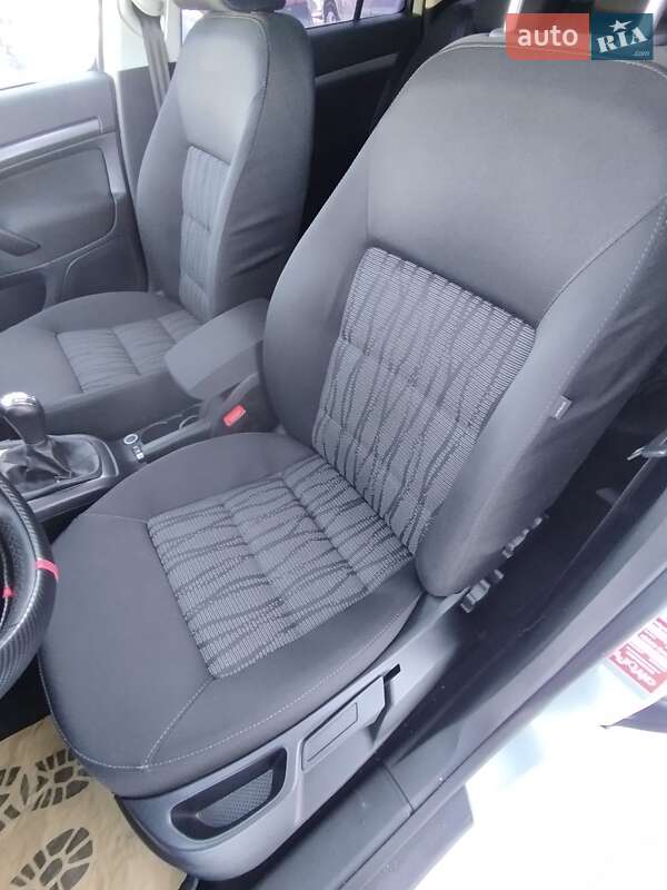 Универсал Skoda Octavia 2009 в Луцке фото 36 Универсал Skoda Octavia 2009 в Луцке