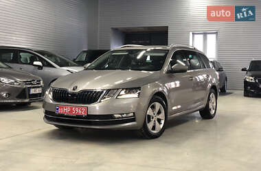 Универсал Skoda Octavia 2019 в Стрые