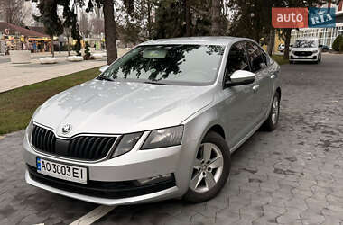 Лифтбек Skoda Octavia 2017 в Тячеве