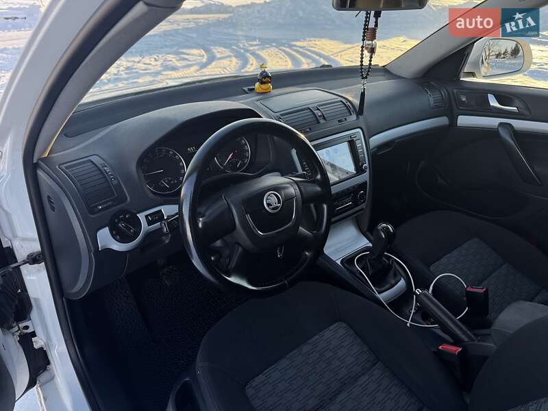 Универсал Skoda Octavia 2009 в Почаеве фото 17 Универсал Skoda Octavia 2009 в Почаеве