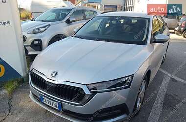 Універсал Skoda Octavia 2022 в Тернополі