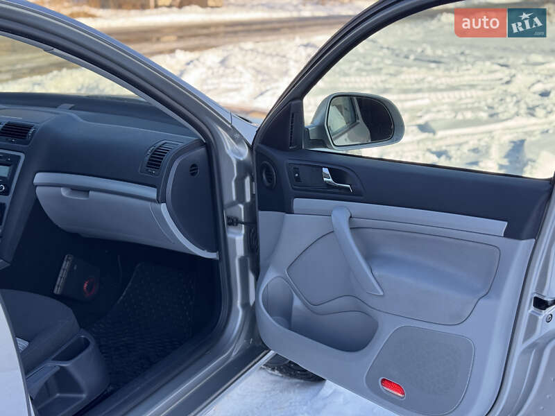 Универсал Skoda Octavia 2013 в Надворной фото 21 Универсал Skoda Octavia 2013 в Надворной