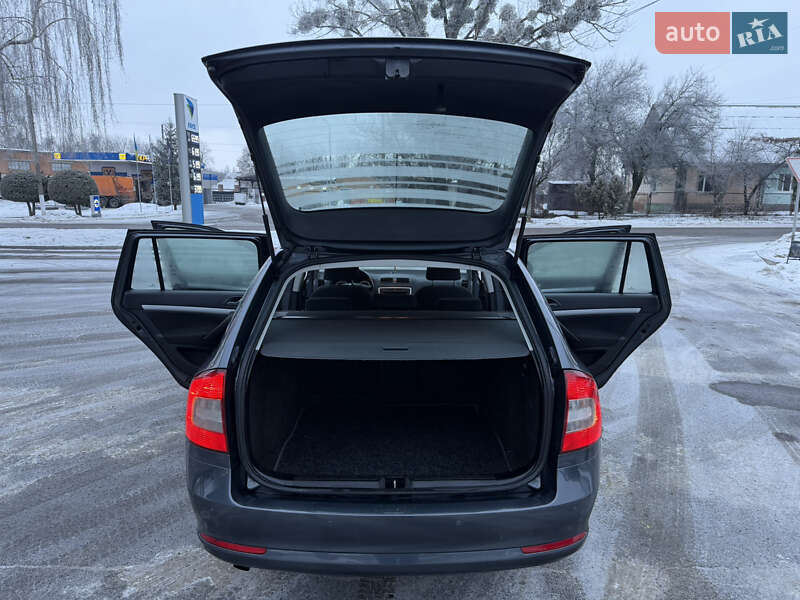 Универсал Skoda Octavia 2010 в Лубнах