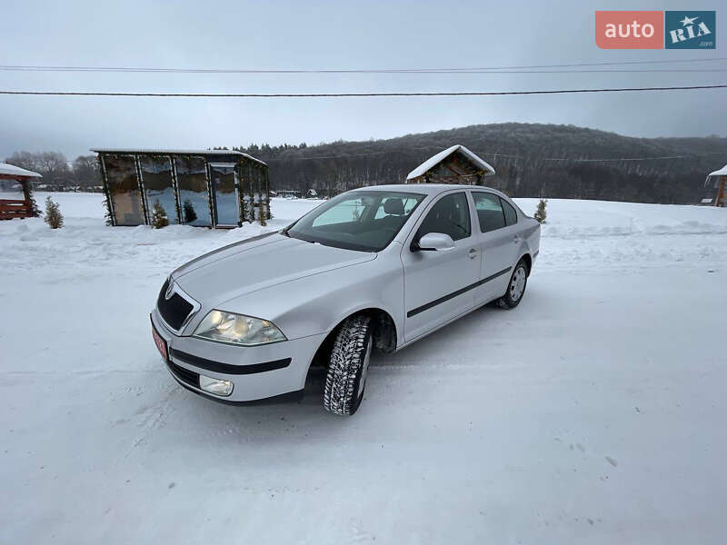 Лифтбек Skoda Octavia 2005 в Теребовле