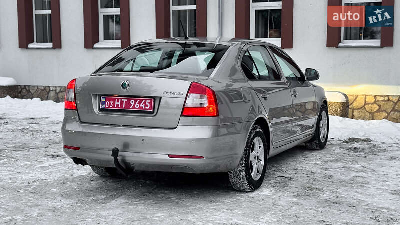 Лифтбек Skoda Octavia 2012 в Ровно
