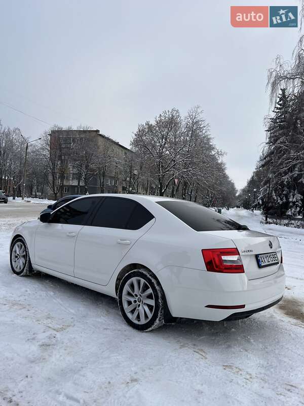 Лифтбек Skoda Octavia 2018 в Лозовой
