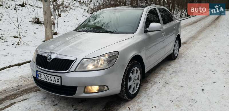 Лифтбек Skoda Octavia 2009 в Глееватке