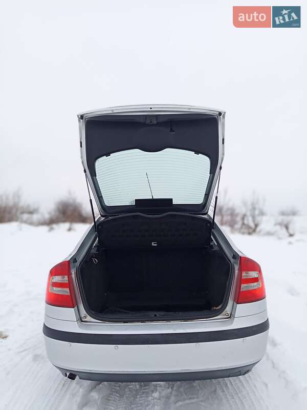 Лифтбек Skoda Octavia 2006 в Дрогобыче