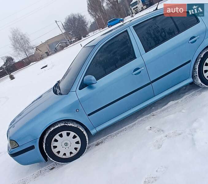 Ліфтбек Skoda Octavia 2009 в Запоріжжі