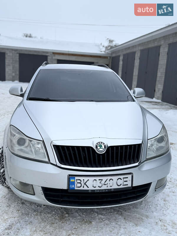 Универсал Skoda Octavia 2010 в Березному