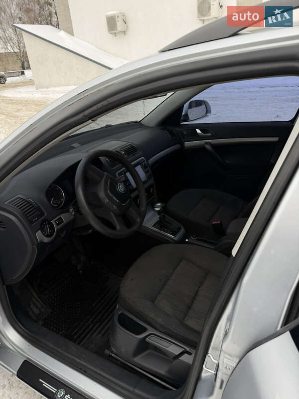 Универсал Skoda Octavia 2010 в Березному