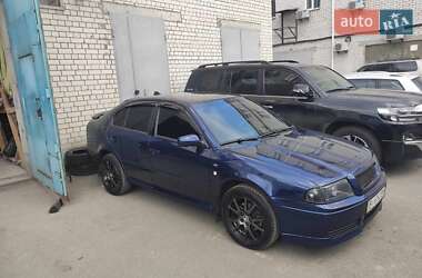Лифтбек Skoda Octavia 2001 в Яготине