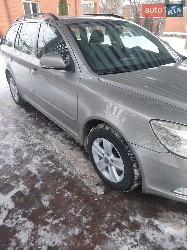 Универсал Skoda Octavia 2008 в Киеве