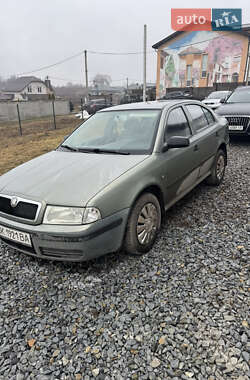 Лифтбек Skoda Octavia 2002 в Ровно