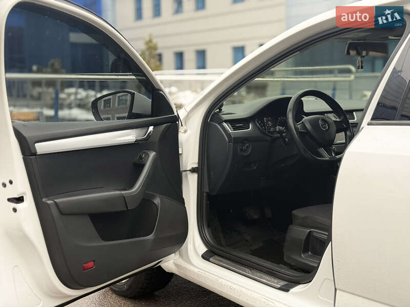 Универсал Skoda Octavia 2015 в Киеве