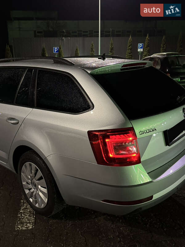 Універсал Skoda Octavia 2017 в Черкасах