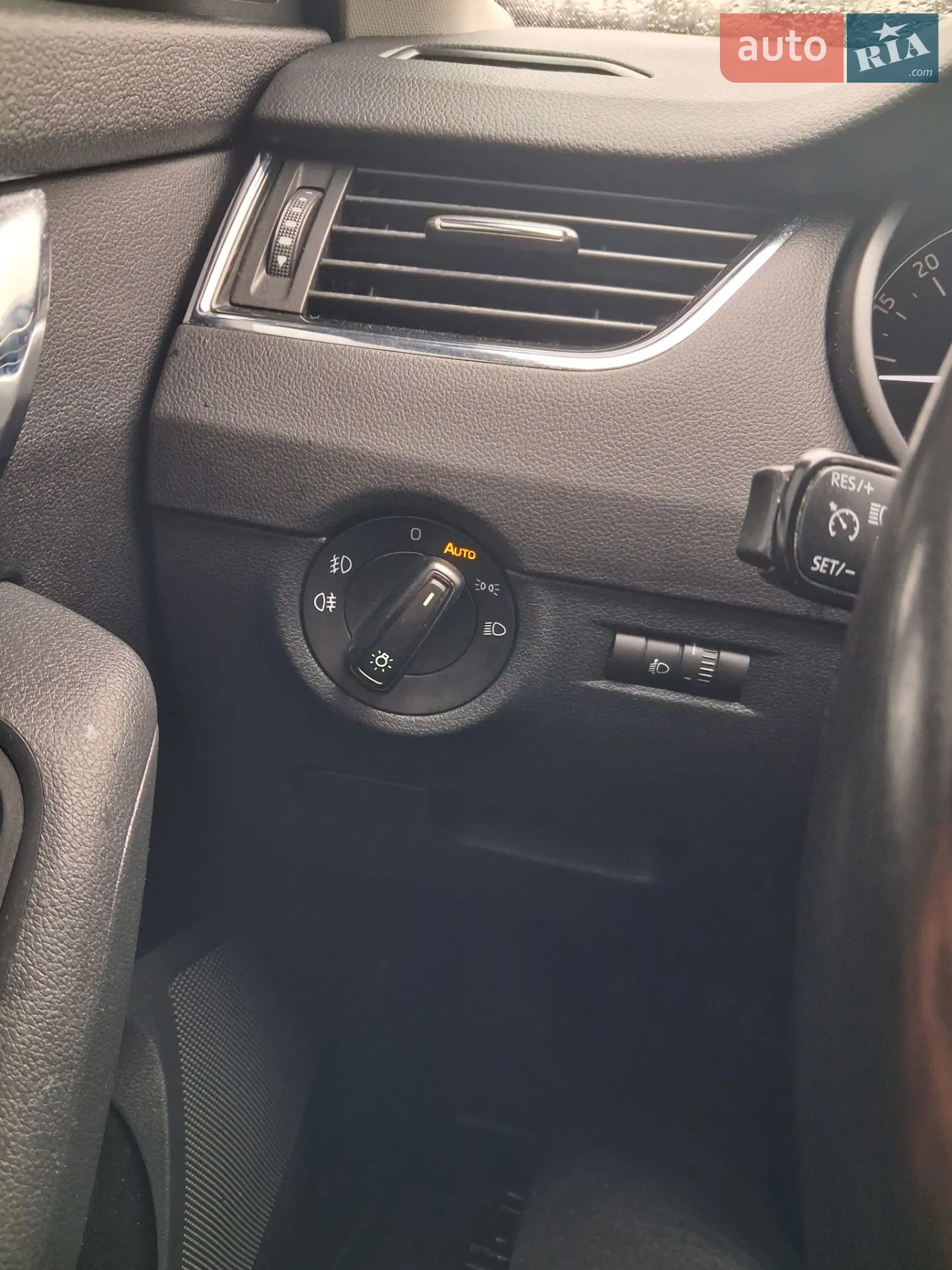 2013 Skoda Octavia - мініатюра 28